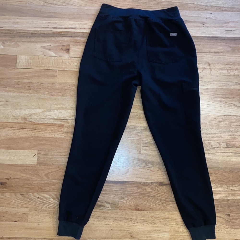 FIGS High Waisted Zamora Jogger Scrub Pants - Picture 4 of 6
